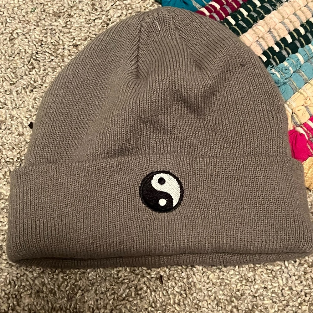Grey beanie